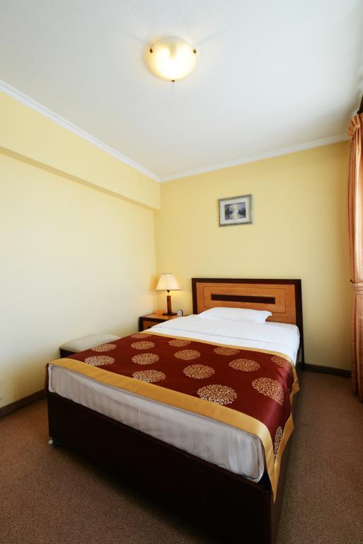 Narantuul Hotel Ulan Bator Rom bilde